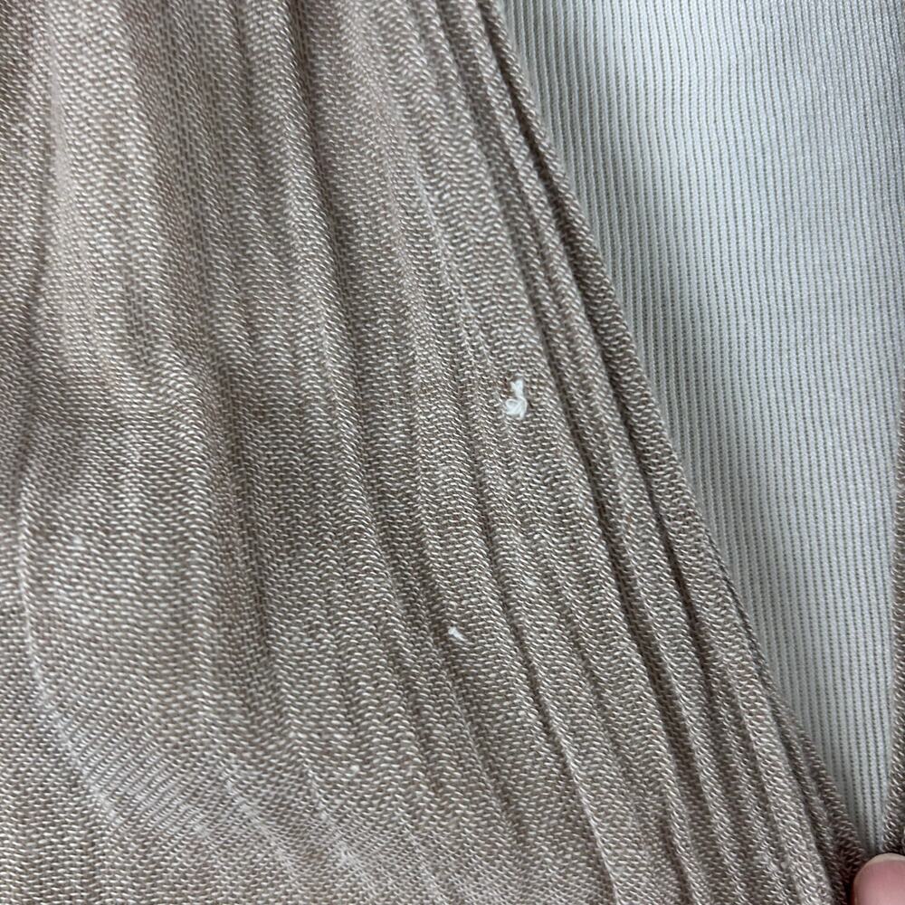 Old Navy Neutral Two Tone Scarf Beige Taupe Lightweight Fringe Wrap Boho - Picture 5 of 9
